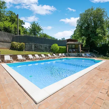 In With Pool & Sun Terrace * Sellano