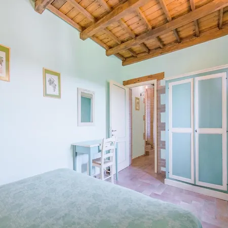 Holiday home In With Pool & Sun Terrace Sellano